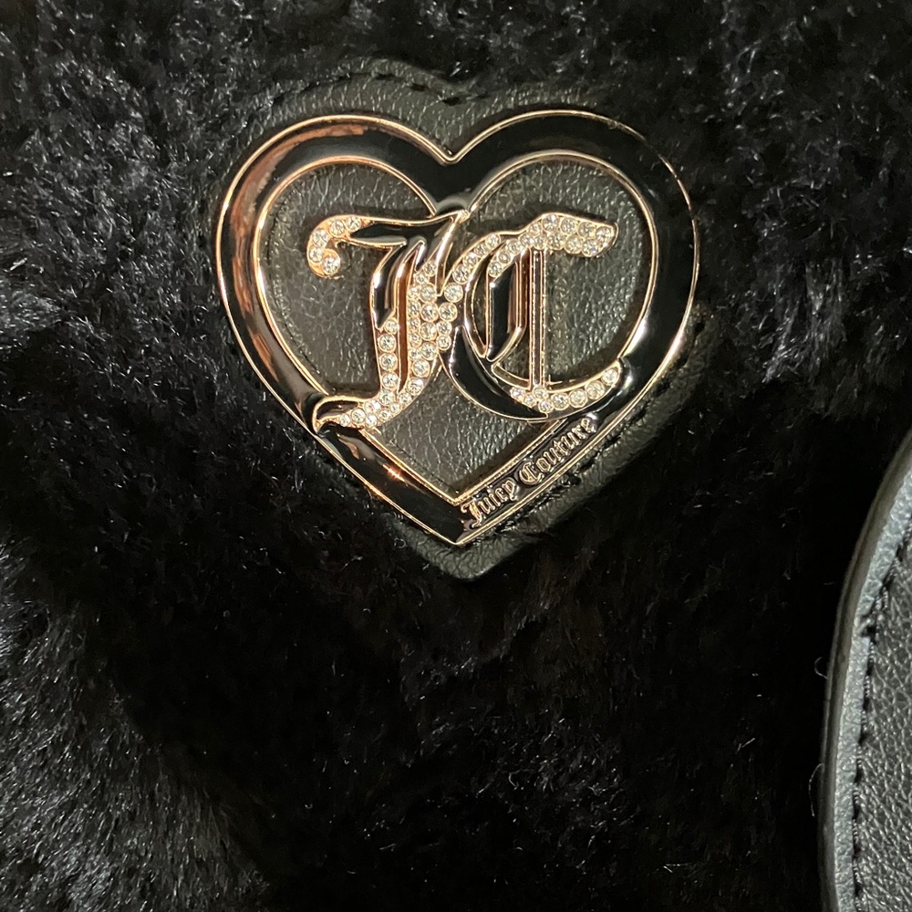 Black Faux Fur Handbag with Heart Charm JUICY COUTURE - Picture 5 of 13